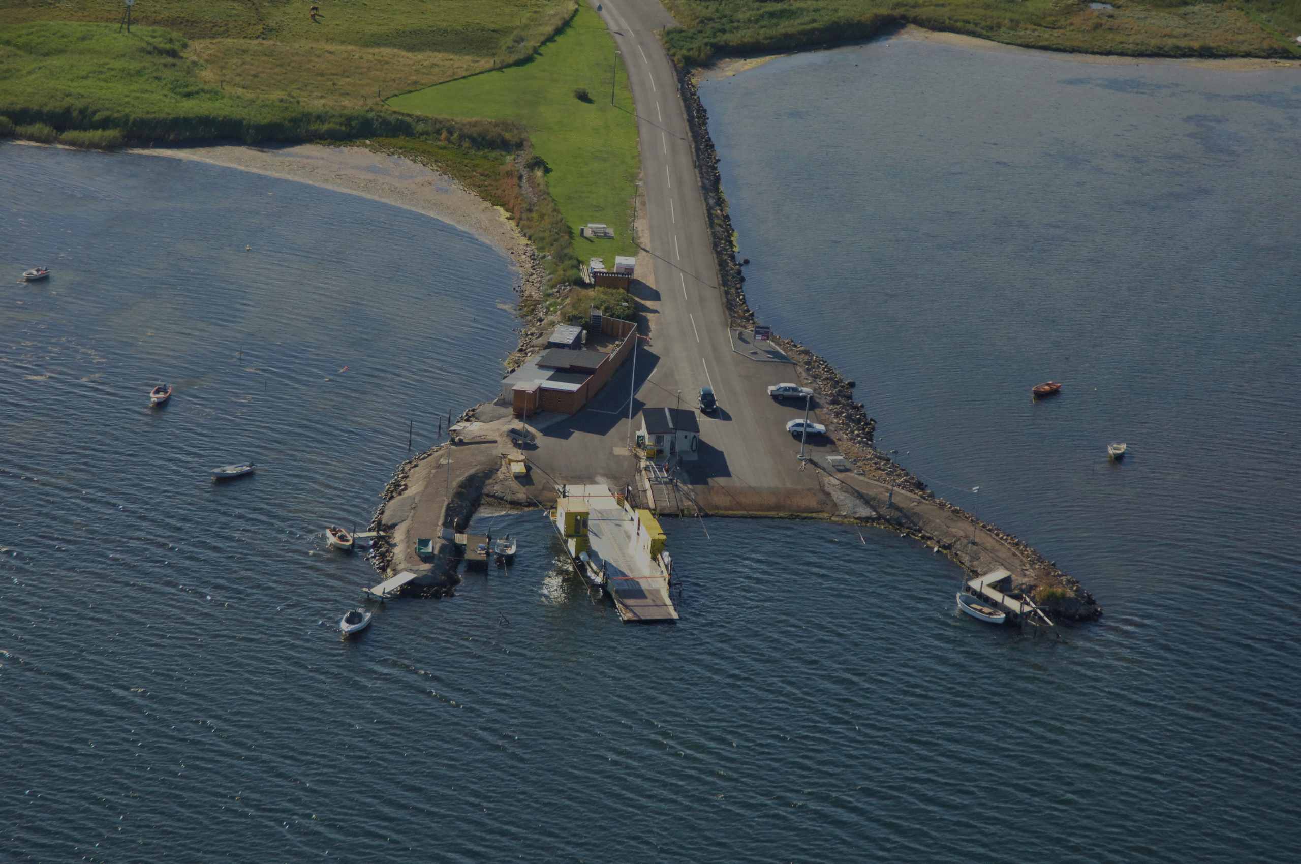 CROSSING TIME 6 MINUTES CROSSING TIME 6 MINUTES