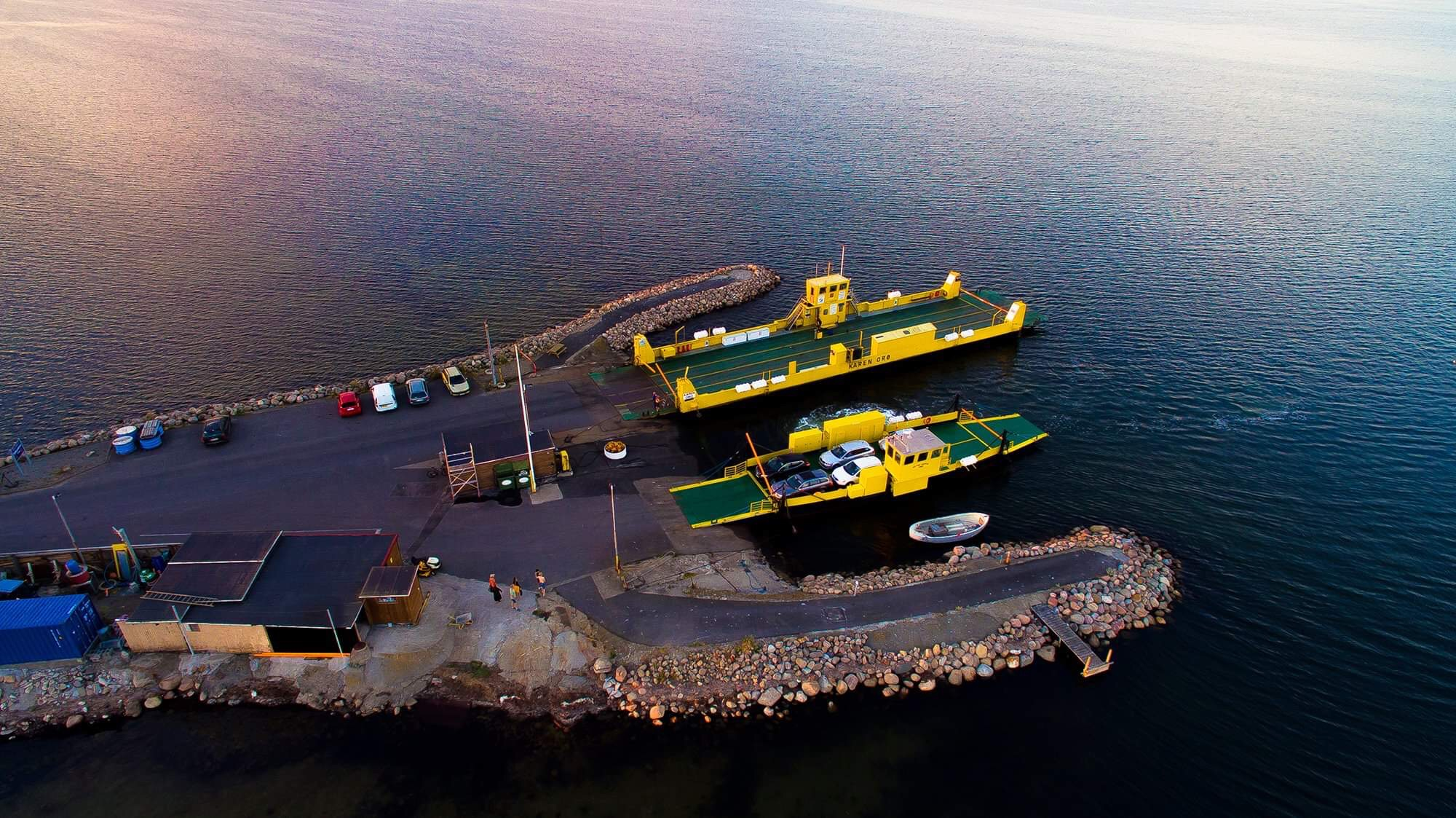 DEPARTURE EVERY 20 MINUTES DEPARTURE EVERY 20 MINUTES